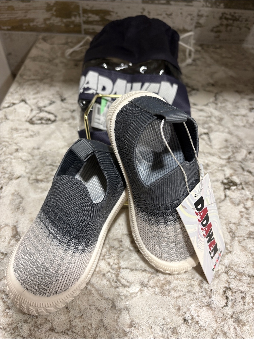 DADAWEN Kids Slip-On Knit Sneakers in Charcoal and Light Gray